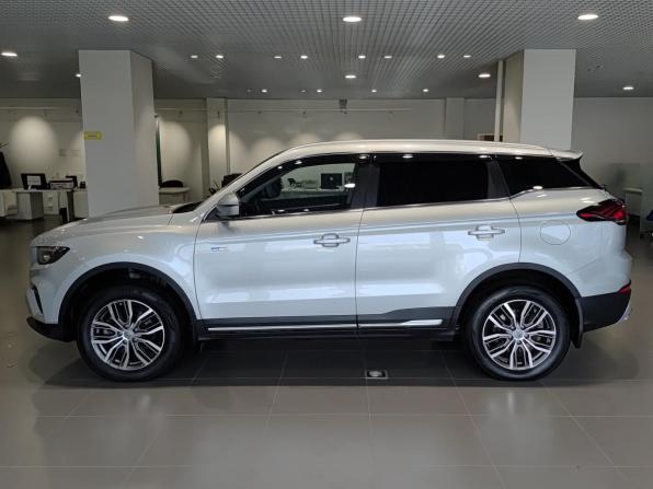 Geely Atlas Pro с пробегом 2023 года, цена 1 840 000 рублей, 90534 км, внедорожник, Автокод Объявления
