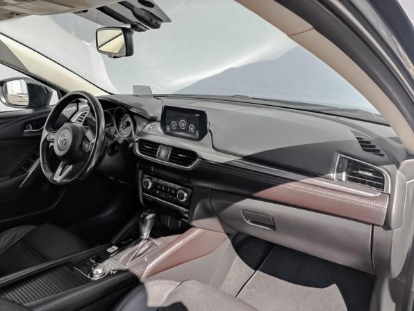 Mazda 6 III (GJ) Рестайлинг с пробегом 2017 года, цена 2 290 000 рублей, 75243 км, седан, Автокод Объявления