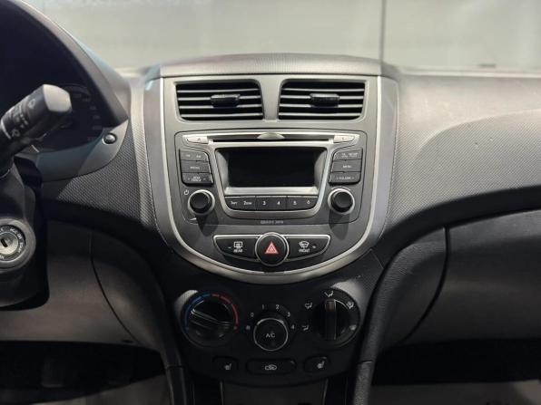 Hyundai Solaris I Рестайлинг с пробегом 2014 года, цена 620 000 рублей, 149000 км, седан, Автокод Объявления