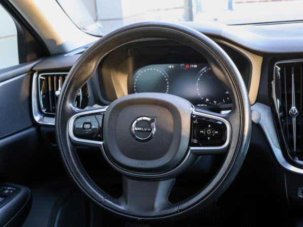 Volvo S60 III с пробегом 2019 года, цена 3 098 000 рублей, 63678 км, седан, Автокод Объявления