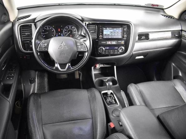 Mitsubishi Outlander III Рестайлинг с пробегом 2015 года, цена 1 989 900 рублей, 148845 км, внедорожник, Автокод Объявления