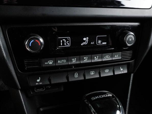 Skoda Rapid I Рестайлинг с пробегом 2019 года, цена 1 399 000 рублей, 73314 км, лифтбек, Автокод Объявления