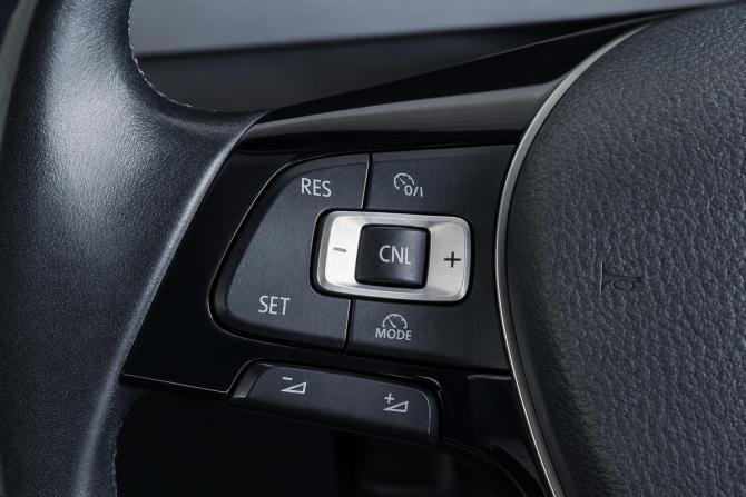 Volkswagen Tiguan II с пробегом 2017 года, цена 2 139 000 рублей, 165929 км, внедорожник, Автокод Объявления