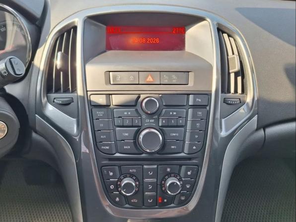 Opel Astra J Рестайлинг с пробегом 2012 года, цена 699 000 рублей, 213122 км, универсал, Автокод Объявления