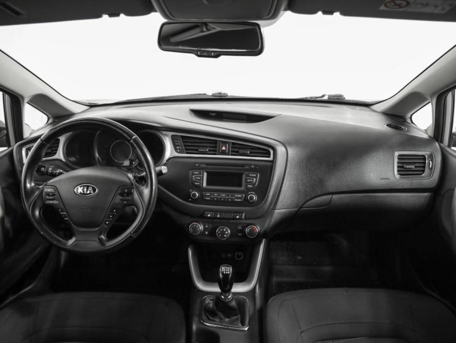 Kia Ceed II Санкт-Петербург  - изображение 11