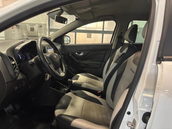 Lada (ВАЗ) XRAY I с пробегом 2018 года, цена 699 000 рублей, 123700 км, хэтчбек, Автокод Объявления