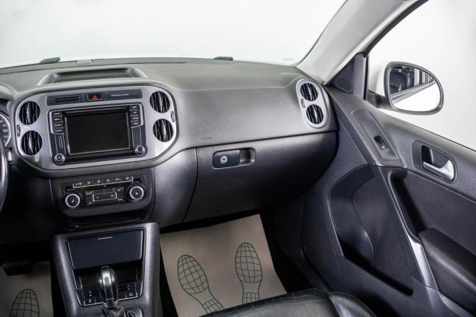 Volkswagen Tiguan I с пробегом 2011 года, цена 1 329 000 рублей, 290376 км, внедорожник, Автокод Объявления