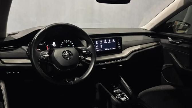 Skoda Octavia IV (A8) с пробегом 2021 года, цена 1 990 000 рублей, 168107 км, лифтбек, Автокод Объявления