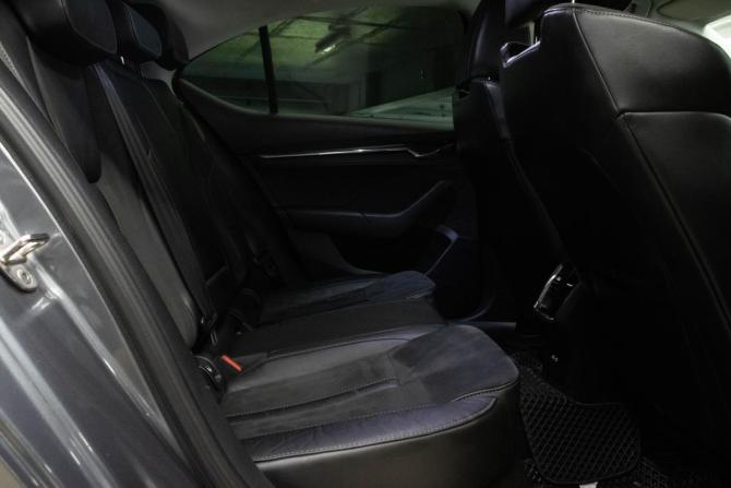Skoda Octavia IV (A8) с пробегом 2021 года, цена 2 399 000 рублей, 126828 км, лифтбек, Автокод Объявления