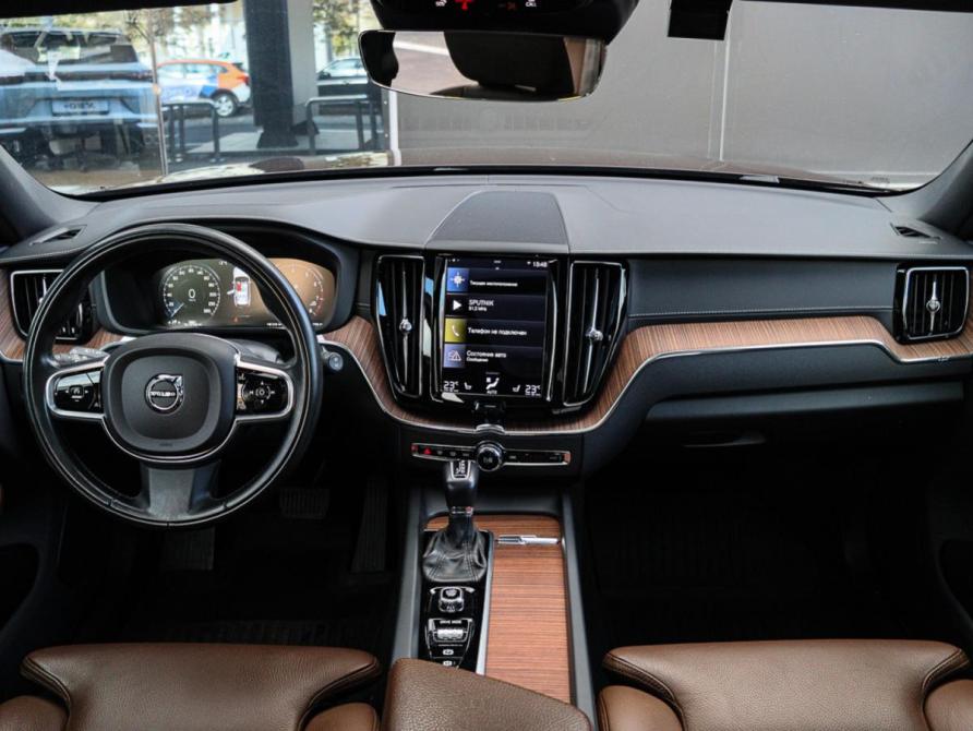 Volvo XC60 II Москва  - изображение 9