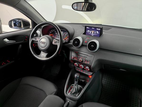 Audi A1 I (8X) с пробегом 2013 года, цена 948 000 рублей, 130496 км, хэтчбек, Автокод Объявления