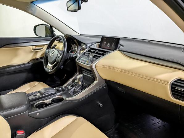 Lexus NX I с пробегом 2016 года, цена 2 690 000 рублей, 140207 км, внедорожник, Автокод Объявления
