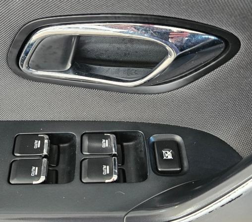 Kia Ceed II Рестайлинг с пробегом 2018 года, цена 1 225 000 рублей, 104000 км, хэтчбек, Автокод Объявления