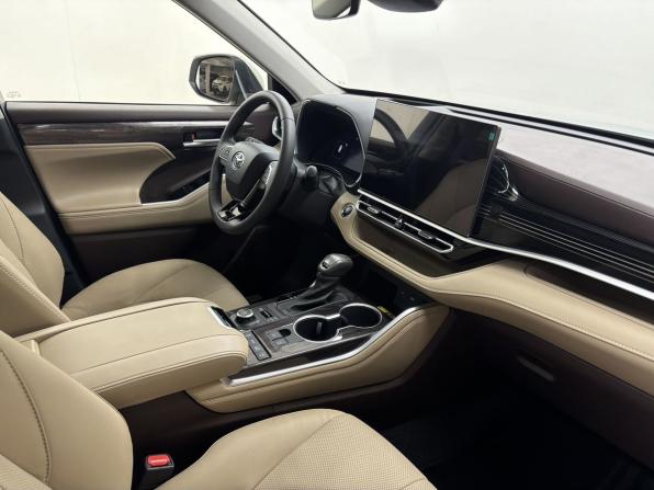 Toyota Highlander IV (XU70) с пробегом 2026 года, цена 5 750 000 рублей, 10 км, внедорожник, Автокод Объявления