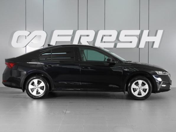 Skoda Octavia IV (A8) с пробегом 2021 года, цена 1 798 030 рублей, 161378 км, лифтбек, Автокод Объявления