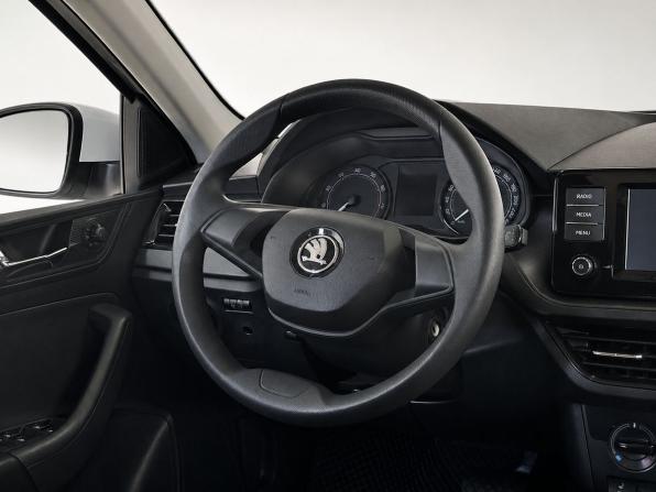 Skoda Rapid II с пробегом 2021 года, цена 1 629 000 рублей, 73735 км, лифтбек, Автокод Объявления