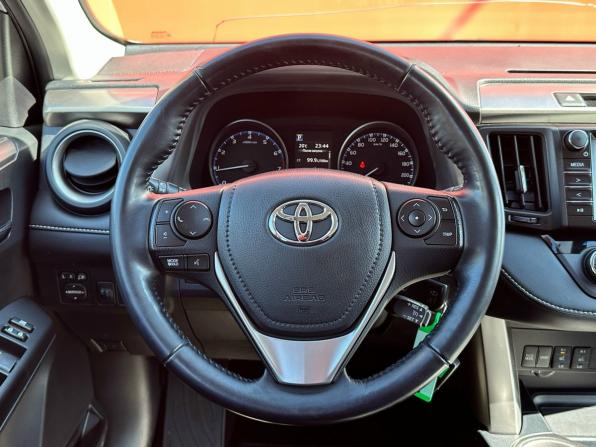 Toyota RAV4 IV (XA40) Рестайлинг с пробегом 2017 года, цена 2 550 000 рублей, 149969 км, внедорожник, Автокод Объявления