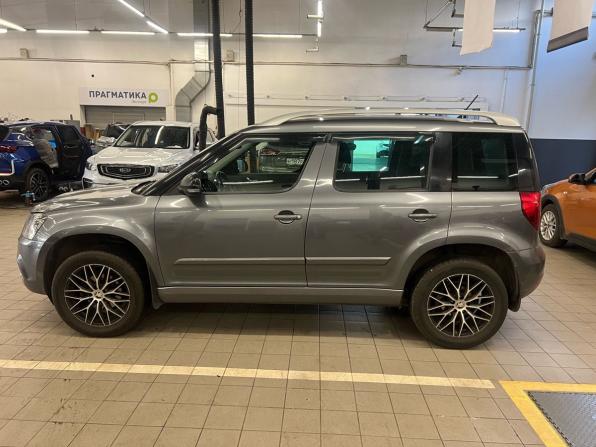 Skoda Yeti I Рестайлинг с пробегом 2015 года, цена 950 000 рублей, 268791 км, внедорожник, Автокод Объявления