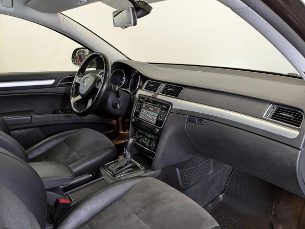 Skoda Superb II Рестайлинг с пробегом 2014 года, цена 1 400 000 рублей, 165371 км, лифтбек, Автокод Объявления