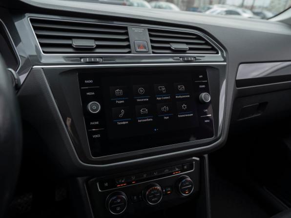Volkswagen Tiguan II с пробегом 2018 года, цена 2 310 000 рублей, 158061 км, внедорожник, Автокод Объявления