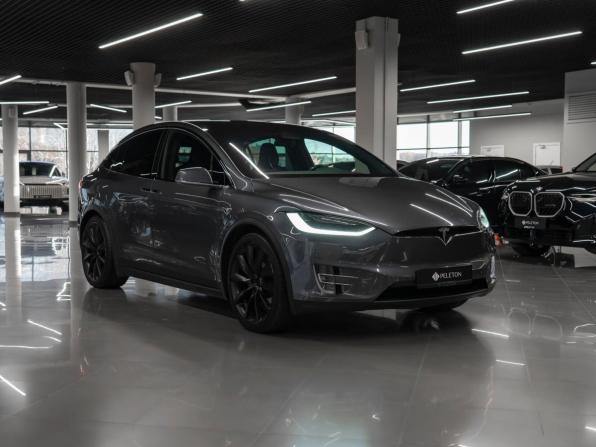 Tesla Model X I с пробегом 2018 года, цена 4 100 000 рублей, 96731 км, внедорожник, Автокод Объявления