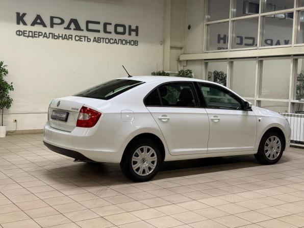 Skoda Rapid I с пробегом 2016 года, цена 1 070 000 рублей, 161100 км, лифтбек, Автокод Объявления
