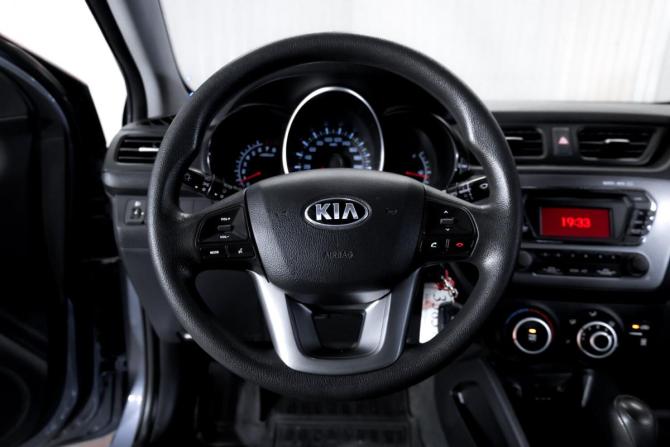 Kia Rio III с пробегом 2013 года, цена 899 000 рублей, 170868 км, седан, Автокод Объявления
