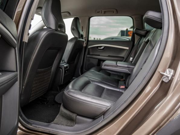 Volvo XC70 II Рестайлинг с пробегом 2014 года, цена 1 898 000 рублей, 218908 км, универсал, Автокод Объявления