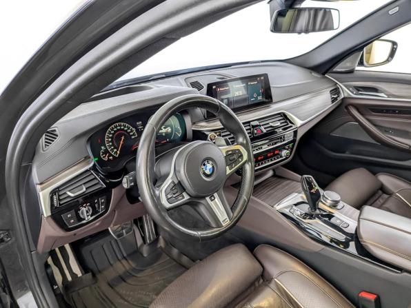 BMW 5 серии VII (G30/G31/G38) с пробегом 2019 года, цена 4 795 000 рублей, 88000 км, седан, Автокод Объявления