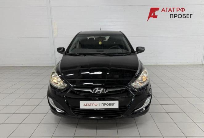 Hyundai Solaris I с пробегом 2012 года, цена 650 000 рублей, 198599 км, хэтчбек, Автокод Объявления