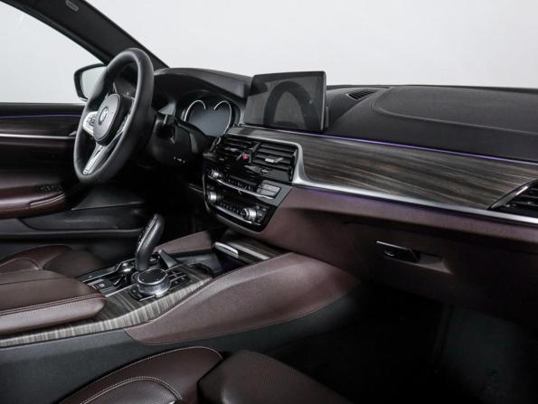 BMW 5 серии VII (G30/G31/G38) с пробегом 2017 года, цена 4 450 000 рублей, 143054 км, седан, Автокод Объявления