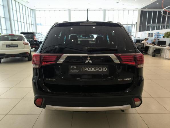 Mitsubishi Outlander III Рестайлинг 2 с пробегом 2016 года, цена 2 200 000 рублей, 96718 км, внедорожник, Автокод Объявления