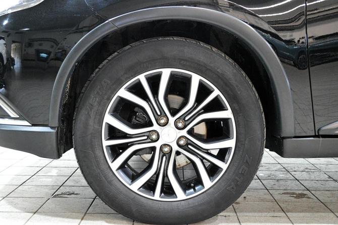Mitsubishi Outlander III Рестайлинг 2 с пробегом 2015 года, цена 1 550 000 рублей, 181000 км, внедорожник, Автокод Объявления