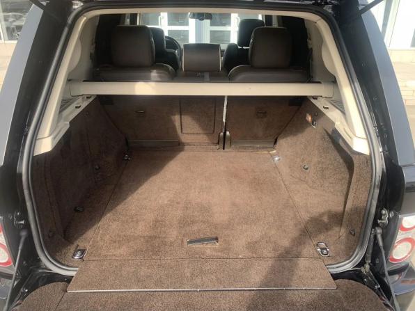 Land Rover Range Rover III Рестайлинг 2 с пробегом 2011 года, цена 1 735 000 рублей, 226005 км, внедорожник, Автокод Объявления