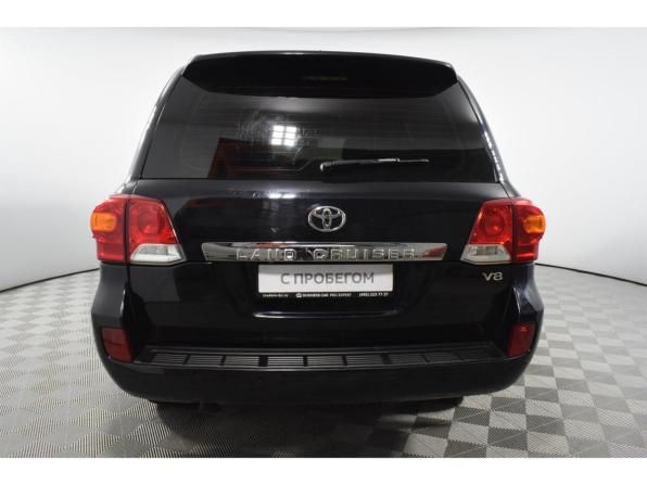Toyota Land Cruiser 200 Series Рестайлинг 1 с пробегом 2014 года, цена 3 120 000 рублей, 300700 км, внедорожник, Автокод Объявления