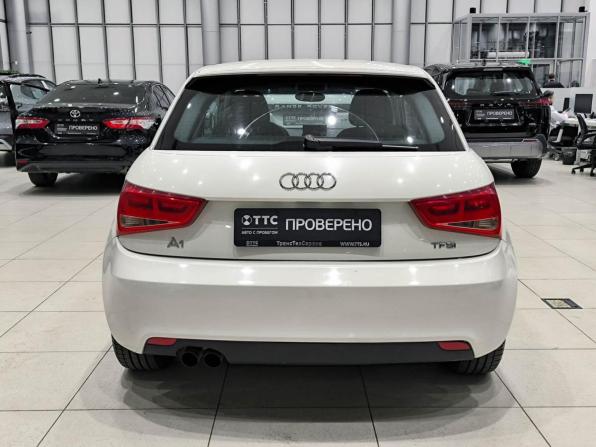 Audi A1 I (8X) с пробегом 2012 года, цена 750 000 рублей, 182653 км, хэтчбек, Автокод Объявления