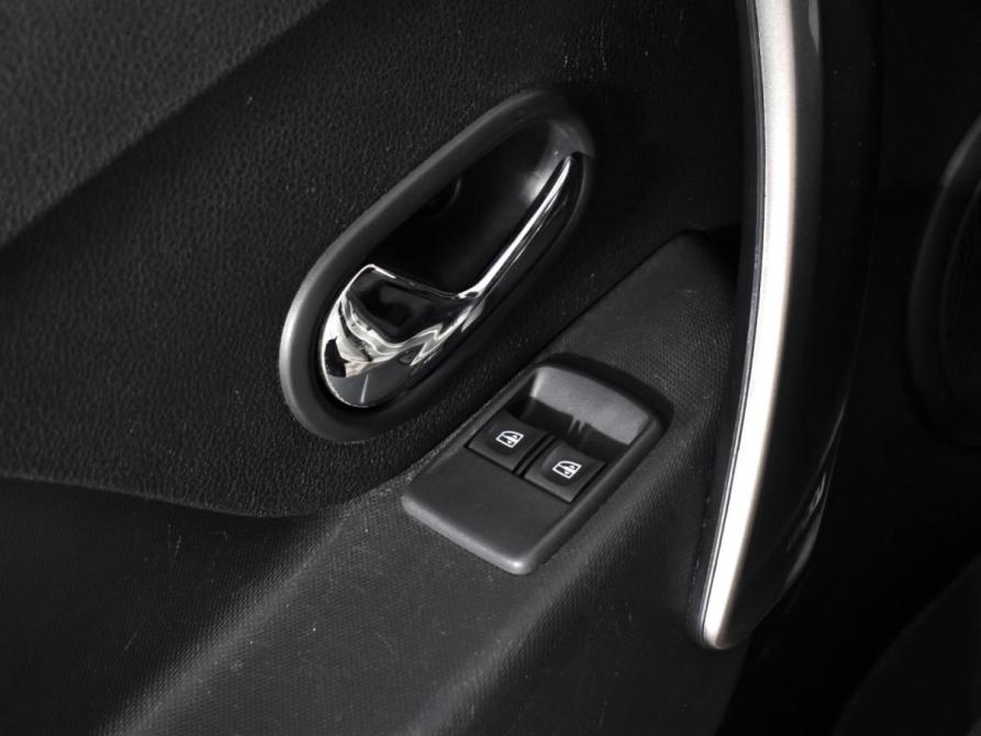 Renault Logan II Санкт-Петербург  - изображение 11
