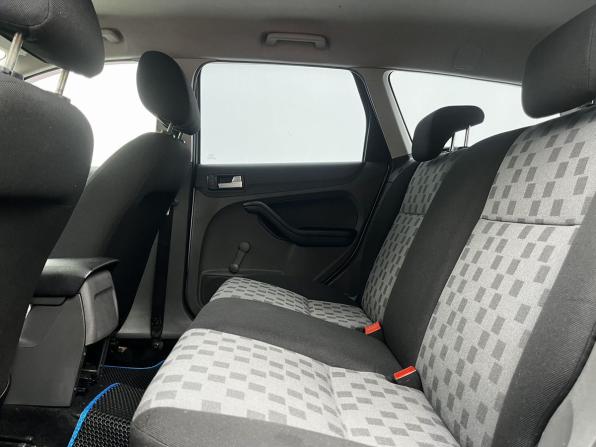 Ford Focus II с пробегом 2006 года, цена 406 000 рублей, 253724 км, универсал, Автокод Объявления