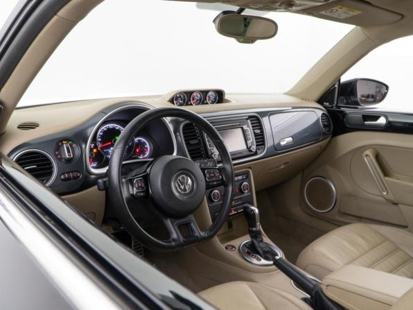 Volkswagen Beetle II (A5) с пробегом 2014 года, цена 1 449 050 рублей, 213579 км, хэтчбек, Автокод Объявления