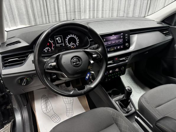 Skoda Rapid II с пробегом 2021 года, цена 1 520 000 рублей, 92388 км, лифтбек, Автокод Объявления