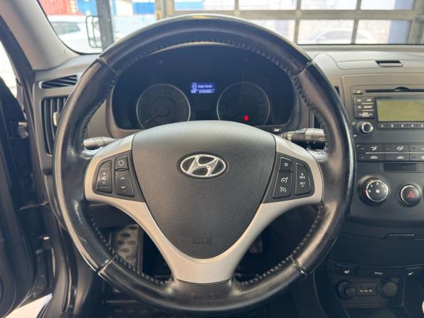 Hyundai i30 I Рестайлинг с пробегом 2010 года, цена 749 000 рублей, 216487 км, хэтчбек, Автокод Объявления