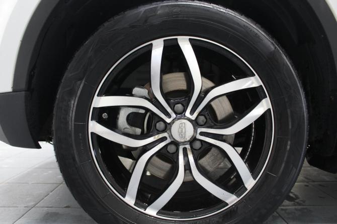 Geely Atlas I с пробегом 2021 года, цена 1 889 000 рублей, 69171 км, внедорожник, Автокод Объявления