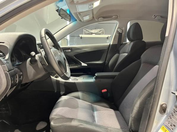 Lexus IS II с пробегом 2007 года, цена 1 240 000 рублей, 236000 км, седан, Автокод Объявления