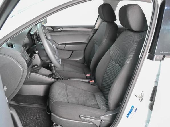 Volkswagen Polo VI с пробегом 2021 года, цена 1 659 000 рублей, 98821 км, лифтбек, Автокод Объявления
