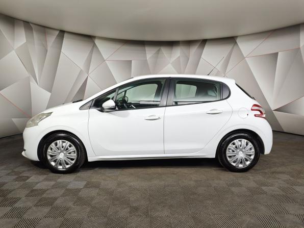 Peugeot 208 I с пробегом 2013 года, цена 499 000 рублей, 241046 км, хэтчбек, Автокод Объявления