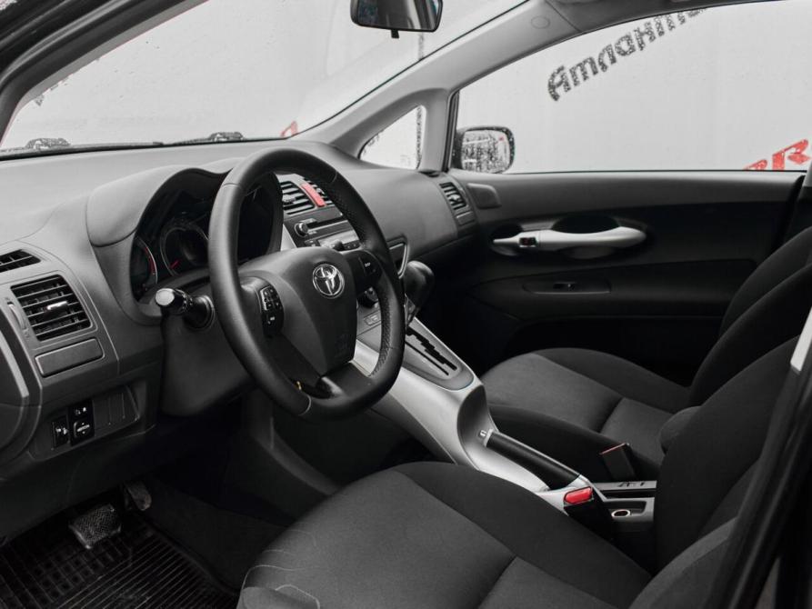 Toyota Auris I Рестайлинг Екатеринбург  - изображение 10