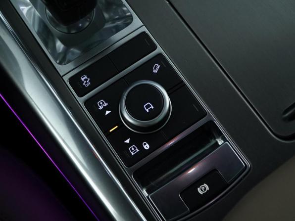 Land Rover Range Rover IV Рестайлинг с пробегом 2022 года, цена 6 250 000 рублей, 66345 км, внедорожник, Автокод Объявления