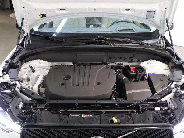 Volvo XC60 II Рестайлинг 2 с пробегом 2025 года, цена 7 650 000 рублей, 2128 км, внедорожник, Автокод Объявления