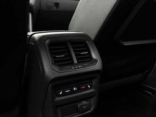Volkswagen Tiguan II с пробегом 2018 года, цена 2 420 000 рублей, 157095 км, внедорожник, Автокод Объявления