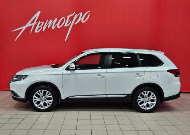 Mitsubishi Outlander III Рестайлинг 2 с пробегом 2016 года, цена 1 945 000 рублей, 130331 км, внедорожник, Автокод Объявления